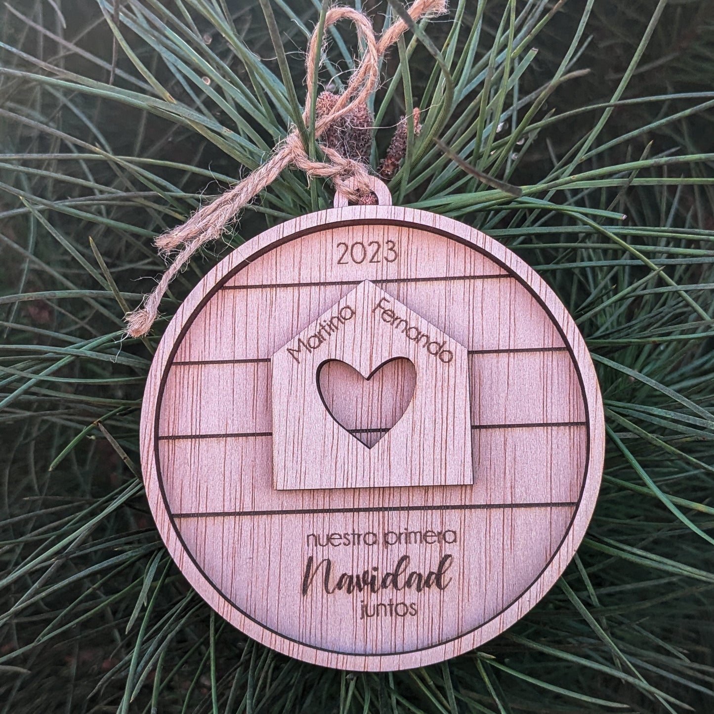 Bola Navidad casita corazón